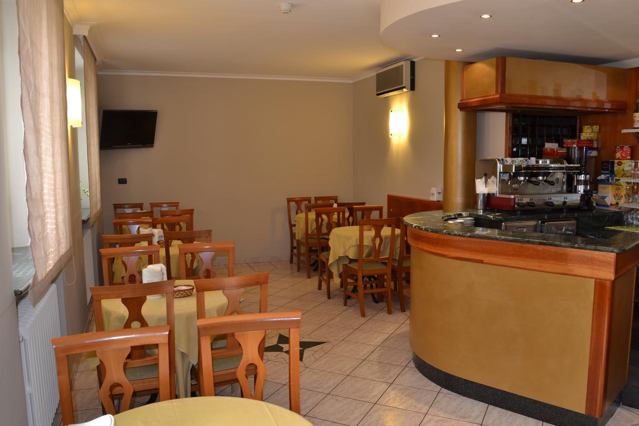 Hotel Cavour 2*